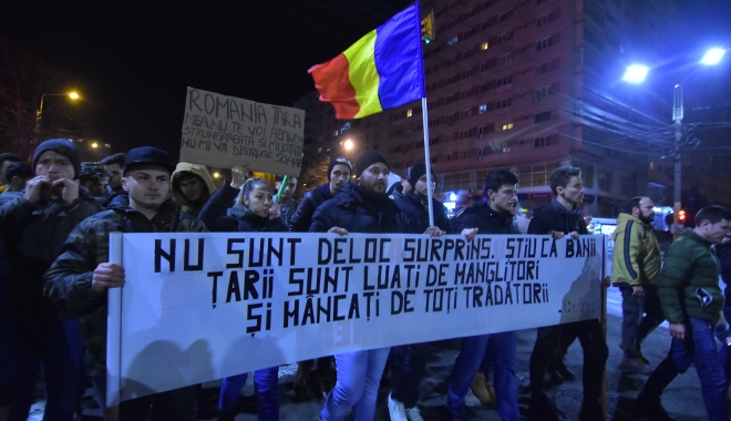 GALERIE FOTO / A CINCEA SEARĂ DE PROTESTE LA CONSTANȚA - dsc7878-1486239803.jpg