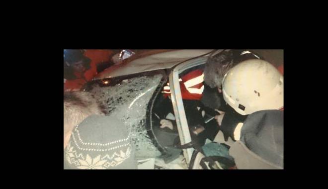 Imagini șocante! Mașina i-a devenit călău! Tânăr din Constanța, mort în accident rutier - dsc82971426756187-1426796255.jpg