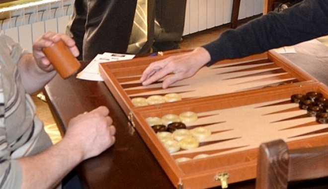 Concurs de table și rummy, dedicat persoanelor cu dizabilități - dsc91301333700625-1348825248.jpg