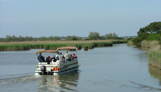 Numărul turiştilor din Deltă a scăzut cu circa 40% în 2023, din cauza războiului