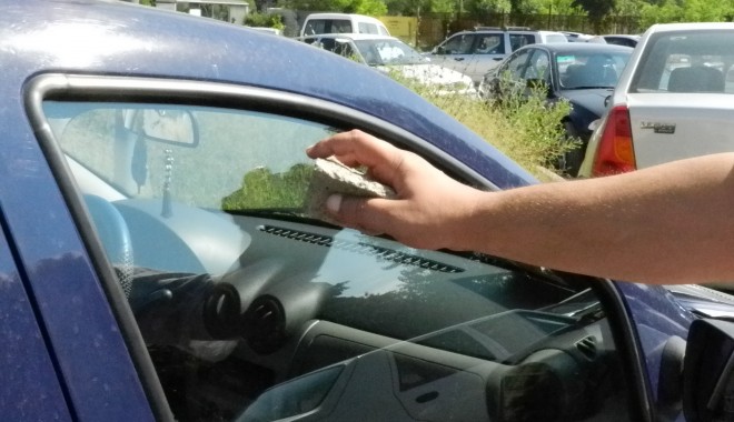 Minor de 15 ani, suspectat de comiterea mai multor furturi din autoturisme - dscn6832-1350307974.jpg
