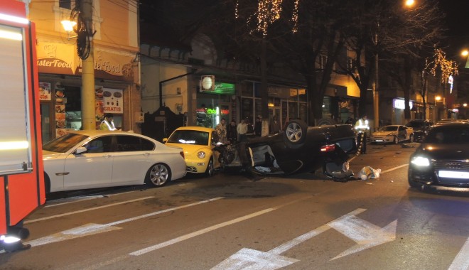 FOTO și VIDEO / Un notar public constănțean a făcut praf CINCI mașini, după care s-a răsturnat cu BMW-ul / UPDATE - dscn7499-1386333658.jpg