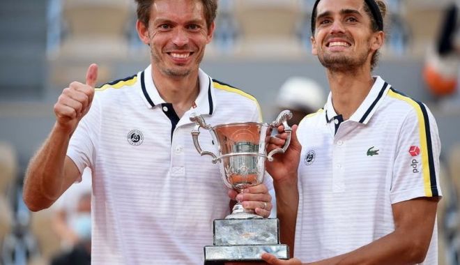 Tenis / Nicolas Mahut şi Pierre-Hugues Herbert, campioni în proba de dublu, la Roland Garros - du-1623584629.jpg