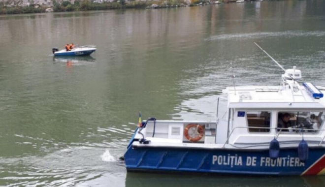 Trupul femeii căzute cu mașina în Dunăre sâmbătă a fost găsit - dunare-1507744840.jpg