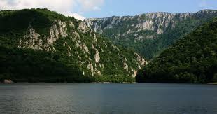 Navigația pe Rin și Dunăre, grav afectată de secetă - dunarea-1321520465.jpg
