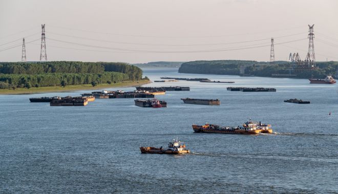 România va autoriza intrarea a 30 de nave din porturile ucrainene de la Dunăre până vineri