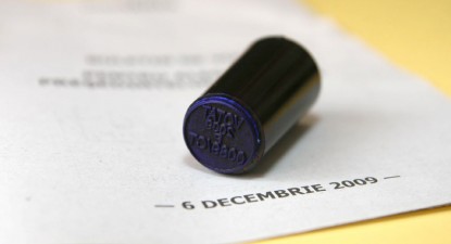 Cu câteva ore înainte de deschiderea urnelor, năvodărenii plecau spre mănăstirile din județul Olt - e06286a2d9b9682a5cf3eb4d49943036.jpg