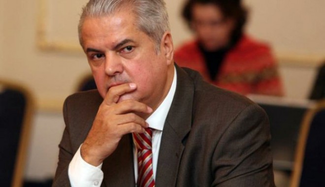 Adrian Năstase, adus în fața judecătorilor - e0b3eadriannastase630x445-1346661030.jpg