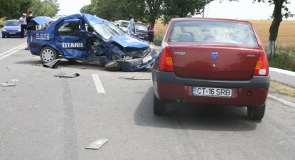 Trei morți în accidente rutiere, în acest week-end, pe șoselele județului Constanța (galerie foto) - e0b752b5dd8fd6f89102cc742516931c.jpg