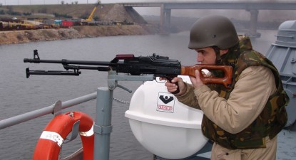 80.000 de euro – atât costă viața unui militar din Forțele Navale care participă la misiuni internaționale - e2e661ee1dcc89bfb2a4e44e5eaa5321.jpg