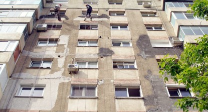 Miniștrii României ar avea curaj să-și reabiliteze locuințele cu credite garantate de stat? - e3f420fcb86c96caa6fa159211715702.jpg