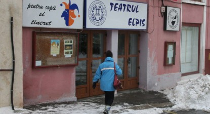 Teatrele constănțene vor avea bugetele mai mici cu 30% față de cele din 2009 - e664e6b159ee7697672bb0bae943f9c4.jpg