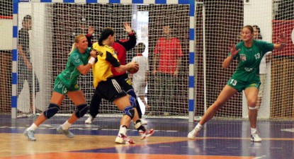 CS Tomis - Cetate Deva, în Liga Națională de handbal feminin - e6e28f7353c0746f56574c02d5368510.jpg