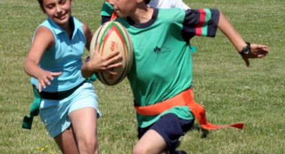 Copiii se familiarizează cu rugby-ul la 2 Mai - e733b96313b6a19596854f09f8794535.jpg