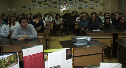 Viitorul pe care vi-l doriți ar putea fi peste ocean - e7adbf5eee2b1ade300bacfd5dcdeda6.jpg