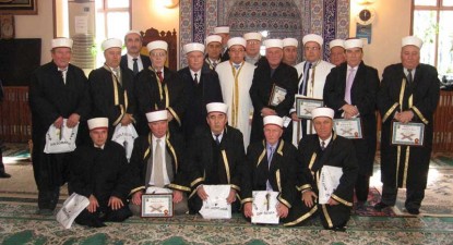 18 imami omagiați de Muftiatul Cultului Musulman din România - e7bf1fc9682fc9d50fbc877a372f37ed.jpg