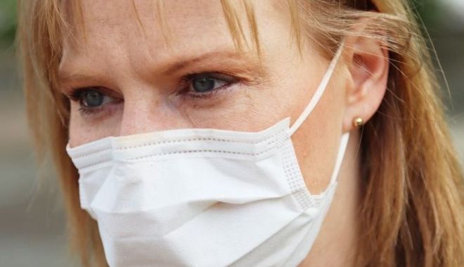 Propuneri CNSU: Purtarea măștii, obligatorie afară. Fără băutură și mâncare la terase între orele 23.00 și 6.00 - e8e5358a04f744c6a07c3d8209c0769c-1595957605.jpg