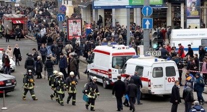 Rusia, în stare de alertă, își înmormântează morții - e96faaa362160d37b30cc3c06e684b53.jpg