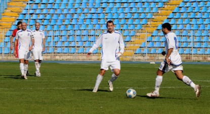 Fotbaliștii Farului amenință că depun memorii - ea0d7dc71857713d73deddb155d7ab58.jpg