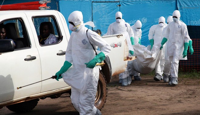 Britanic decedat. Simptome asemănătoare celor ale Ebola - ebolajuly28hp-1412922267.jpg