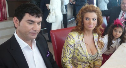 Cristi Borcea divorțează - ec9ceed0f5eea723525c19d95f1dd2f6.jpg