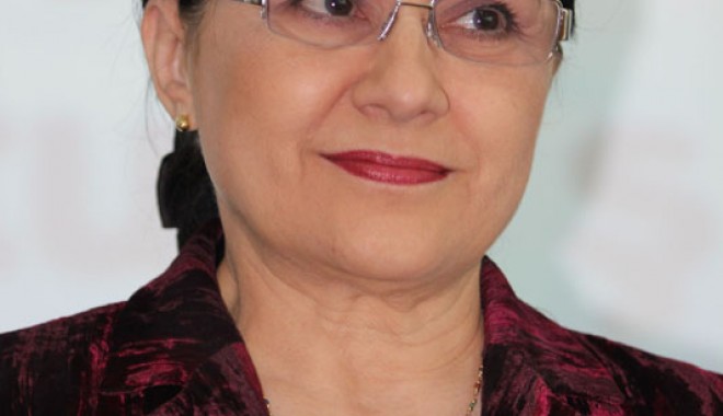 Ecaterina Andronescu vrea note mai mari la titularizare - ecaterinaandronescu8-1343414130.jpg