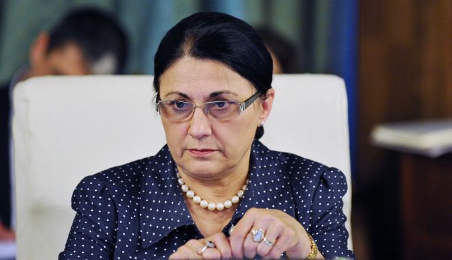 Klaus Iohannis a acceptat-o pe Ecaterina Andronescu la Ministerul Educației - ecaterinaandronescupropusalamini-1542364857.jpg