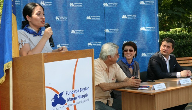 Echipa Baylor - recunoaștere internațională pentru programele derulate la Constanța - echipabaylor-1402668094.jpg
