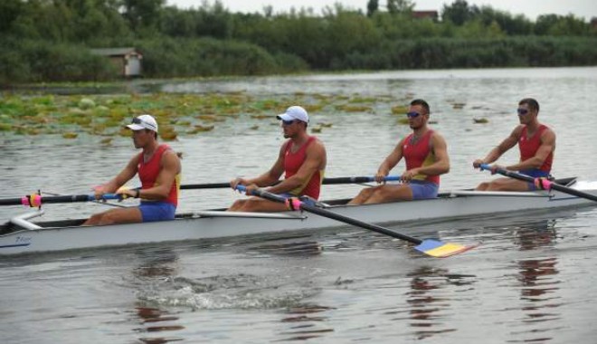 Canotaj - Euro 2012 / Argint pentru echipajul tricolor de 4 rame fără cârmaci - echipajulmasculinde4ramefaracarm-1347792253.jpg