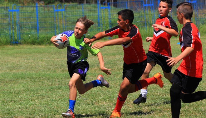Micii rugbiști de la Victoria Cumpăna, pe podium la Trofeul Muntenia - echipele-1470673783.jpg