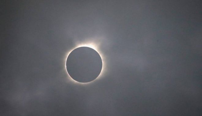 Eveniment astronomic spectaculos în zilele următoare. Un fenomen rar ne așteaptă