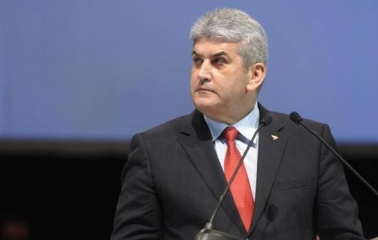 Gabriel Oprea, MEMBRU într-un sindicat al polițiștilor, în timp ce e anchetat pentru moartea unui agent de poliție - edenecrezutcepensiearegabrielopr-1535887515.jpg