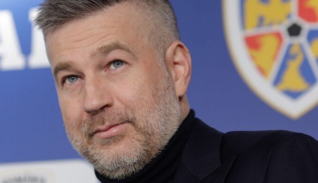 Selecţionerul Edi Iordănescu a postat un mesaj primit de la un prieten: “Nu ne mai ascundem că suntem români”