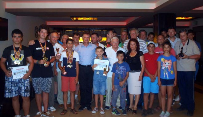 Mândria Medgidiei: Campionii naționali la navomodele - ediluldinmedgidiamandru-1406651394.jpg