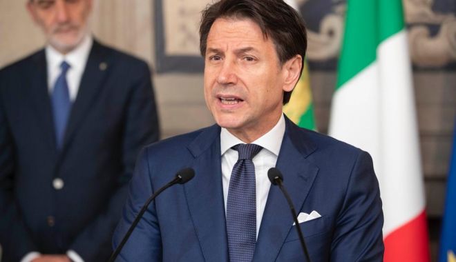 Premierul italian Giuseppe Conte a promis redeschiderea școlilor în luna septembrie - edisvmawwaabf3-1587890419.jpg