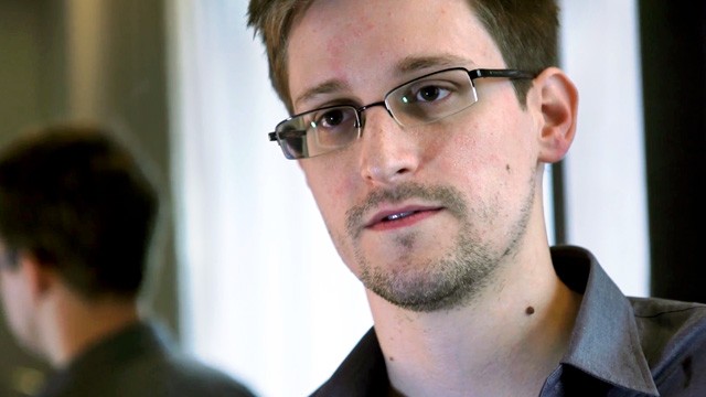 Cererea de azil politic a lui Snowden, respinsă de mai multe state, inclusiv Brazilia și India - edwardsnowden-1372777385.jpg