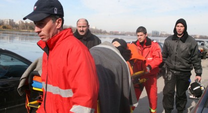 Panică în biserică - ee45ec2c720f250901d3de97c88c03ef.jpg