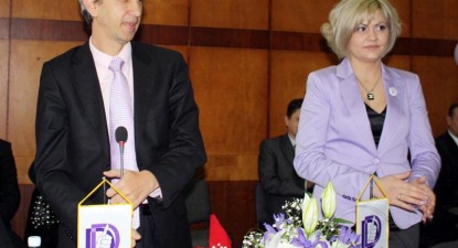 Senzațional: Divorț cu cântec la Constanța! - ef6cb2468f04dbc573a2f3d90a707b00.jpg