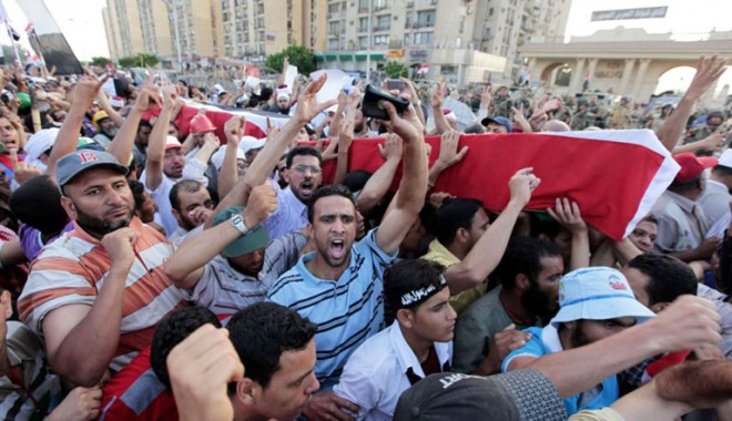 Baie de sânge la Cairo! - egipt-1373288878.jpg