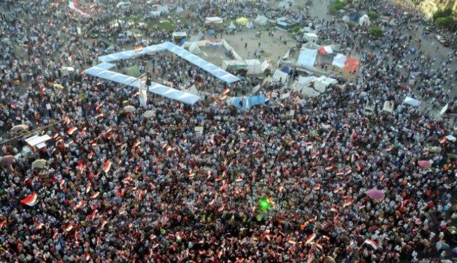 Manifestații de amploare în Egipt împotriva președintelui Mohamed Morsi - egipt4-1372784742.jpg