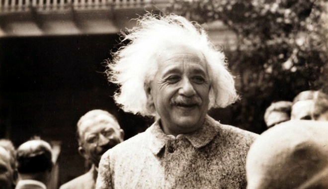 Einstein și moda - einsteinsimoda-1513602043.jpg