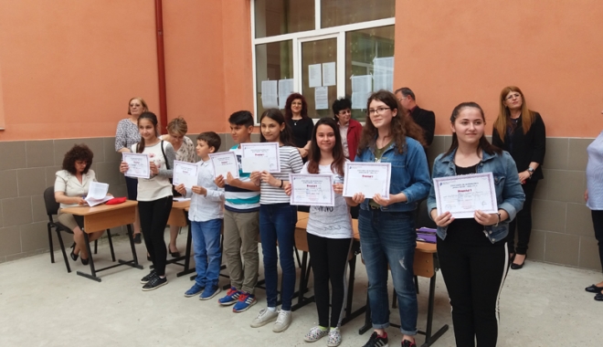 Ei sunt viitorii matematicieni! Școlarii  s-au întrecut la concursul Rural Math - eisuntviitorii-1495469577.jpg