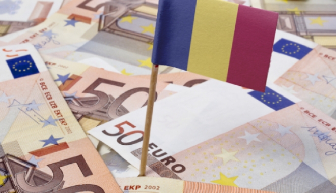 Euro a depășit pragul de 4,5 lei - eiuro-1477575561.jpg