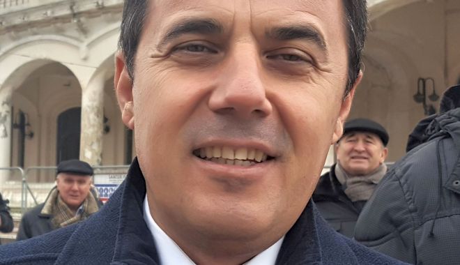 E jale la Ministerul Lucrărilor Publice. Se scutură 