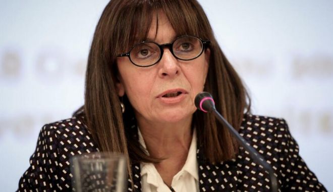 Ekaterini Sakellaropoulou, prima femeie aleasă în funcția de președinte al Greciei - ekaterini-1579699987.jpg