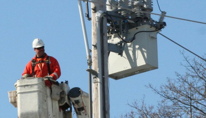 Guvernul pregătește privatizarea a 10% din capitalul entităților Electrica - electrica-1313169063.jpg