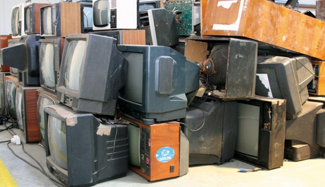 Vineri și sâmbătă, la Constanța, campanie de colectare a deșeurilor electrice și electronice - electronic-1364385558.jpg