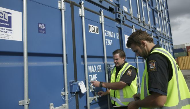 Electronice contrafăcute, în valoare de 2.236.500 de lei, reținute  de vameșii constănțeni - electronicecontrafacute-1668715222.jpg