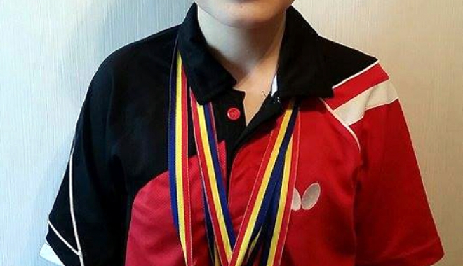 Elena Zaharia, performera Campionatului Național de tenis de masă - elena-1493745155.jpg
