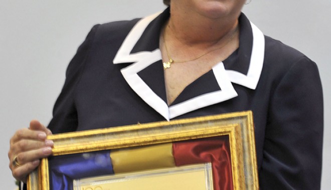 Elena Frîncu a intrat în galeria 